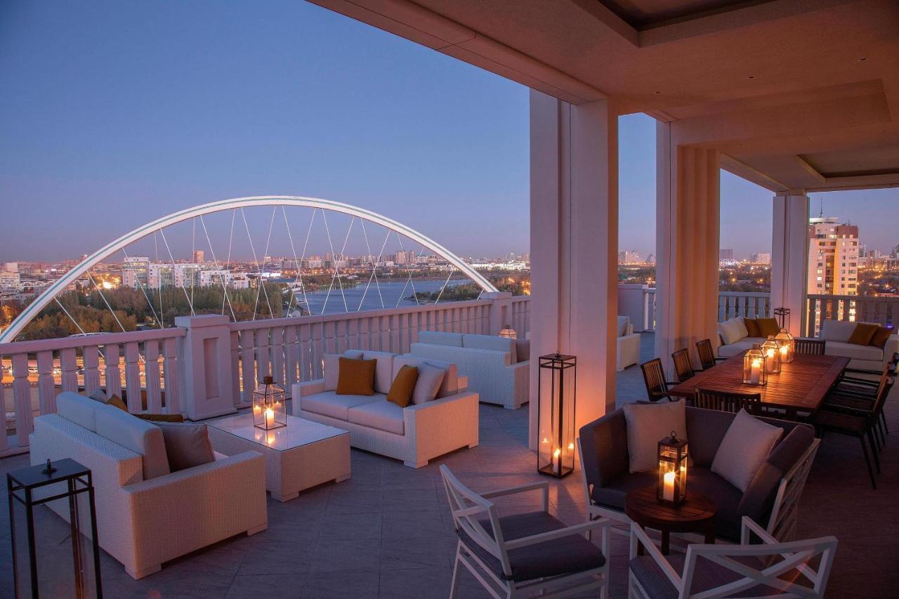 The St. Regis होटल 5*