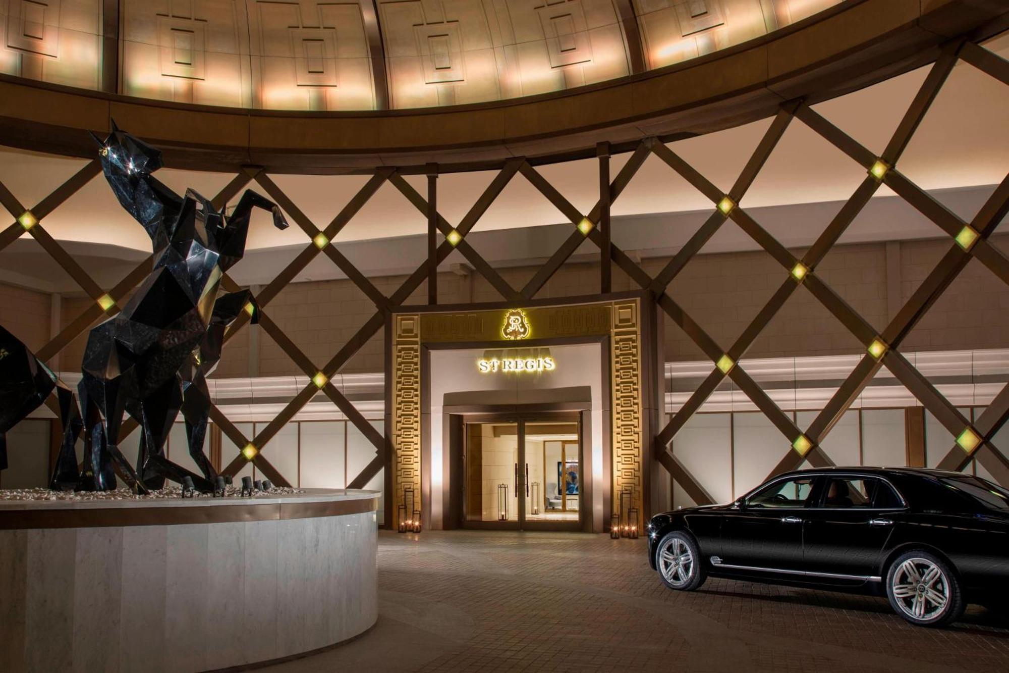 The St. Regis होटल 5*