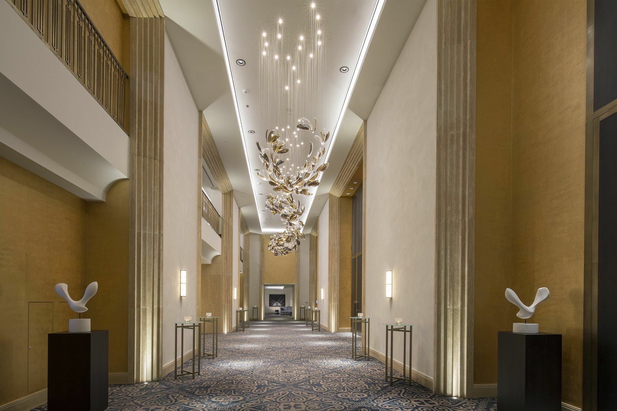 होटल The St. Regis 5*