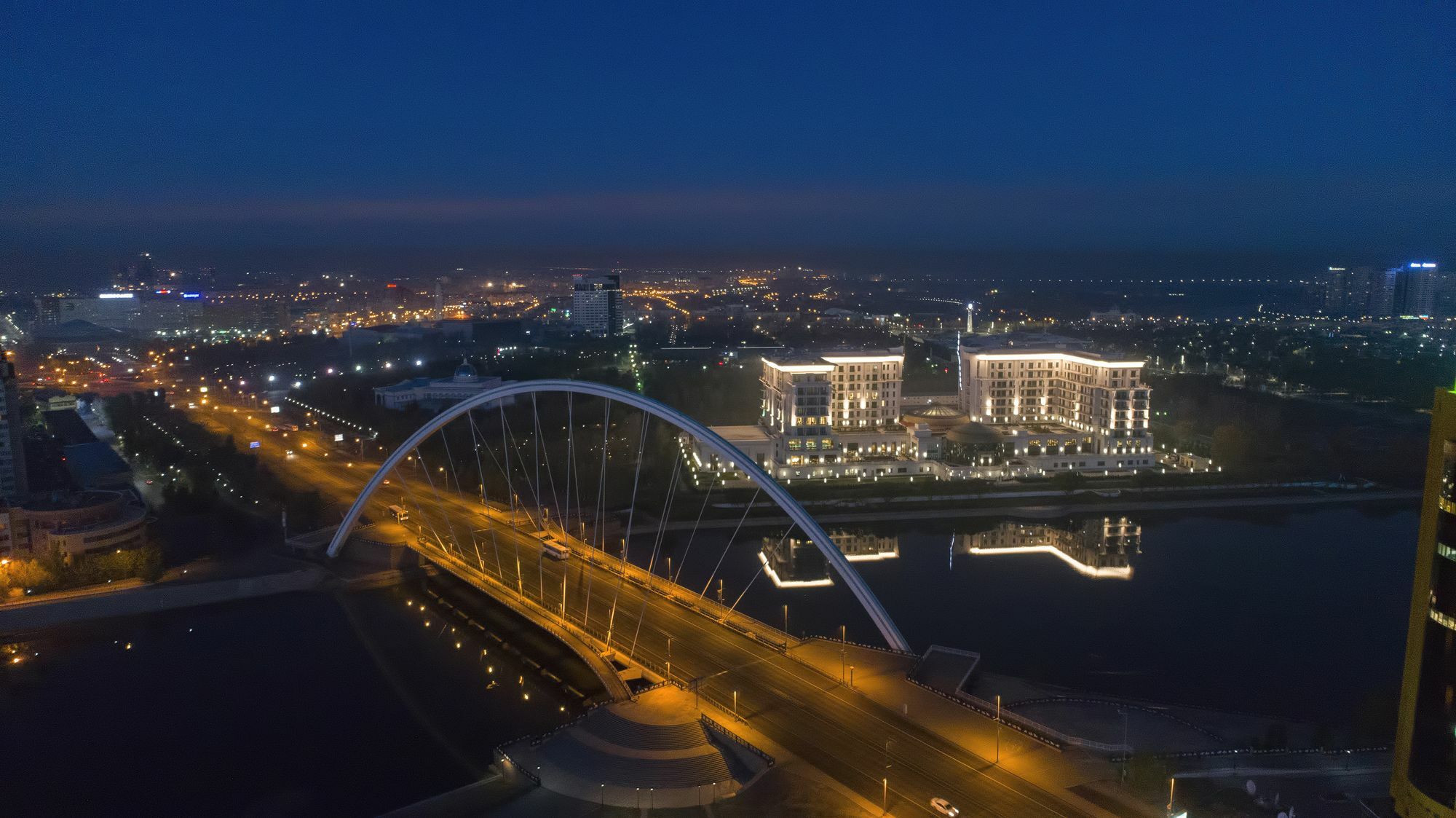 होटल The St. Regis Nur-Sultan (Astana)